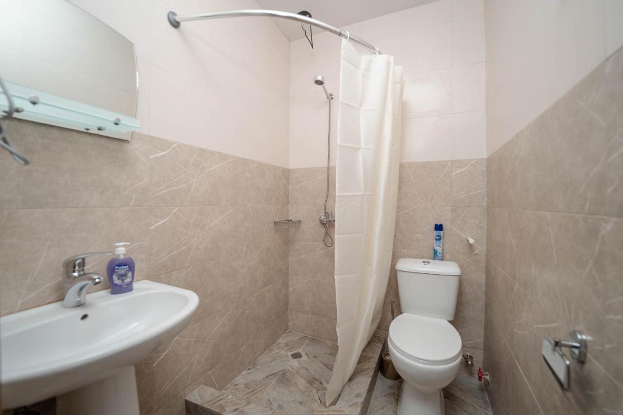 Guest House Gold Telavi Buitenkant foto