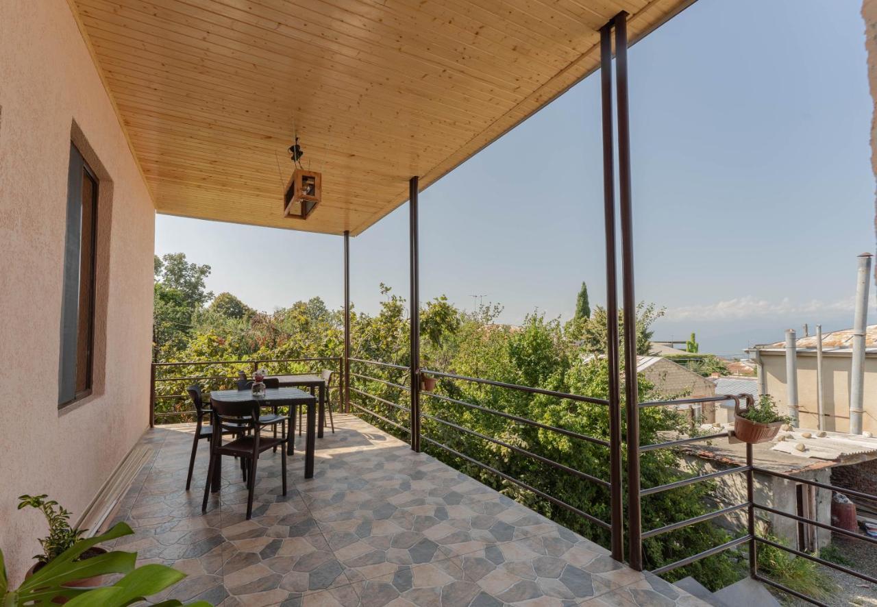 Guest House Gold Telavi Buitenkant foto
