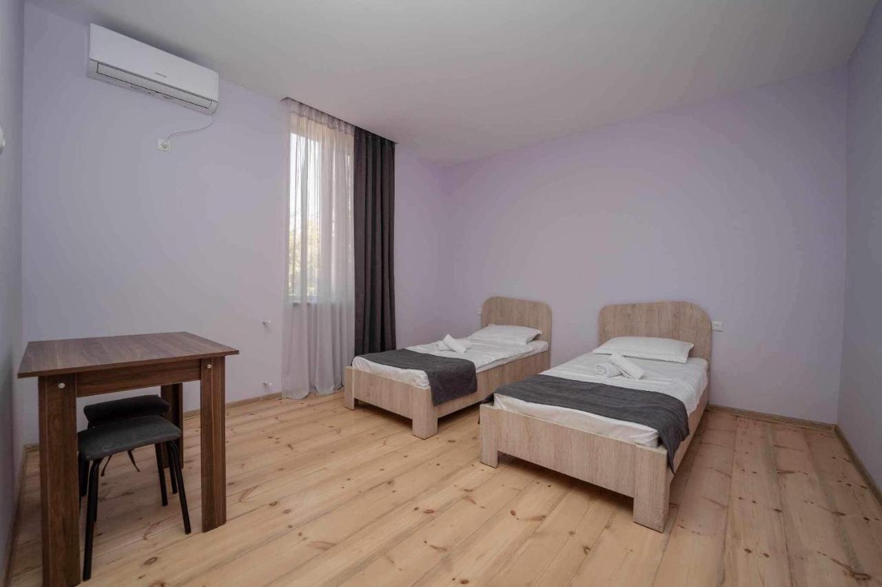 Guest House Gold Telavi Buitenkant foto
