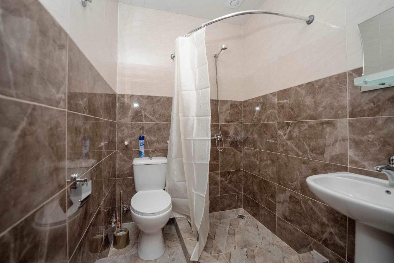 Guest House Gold Telavi Buitenkant foto